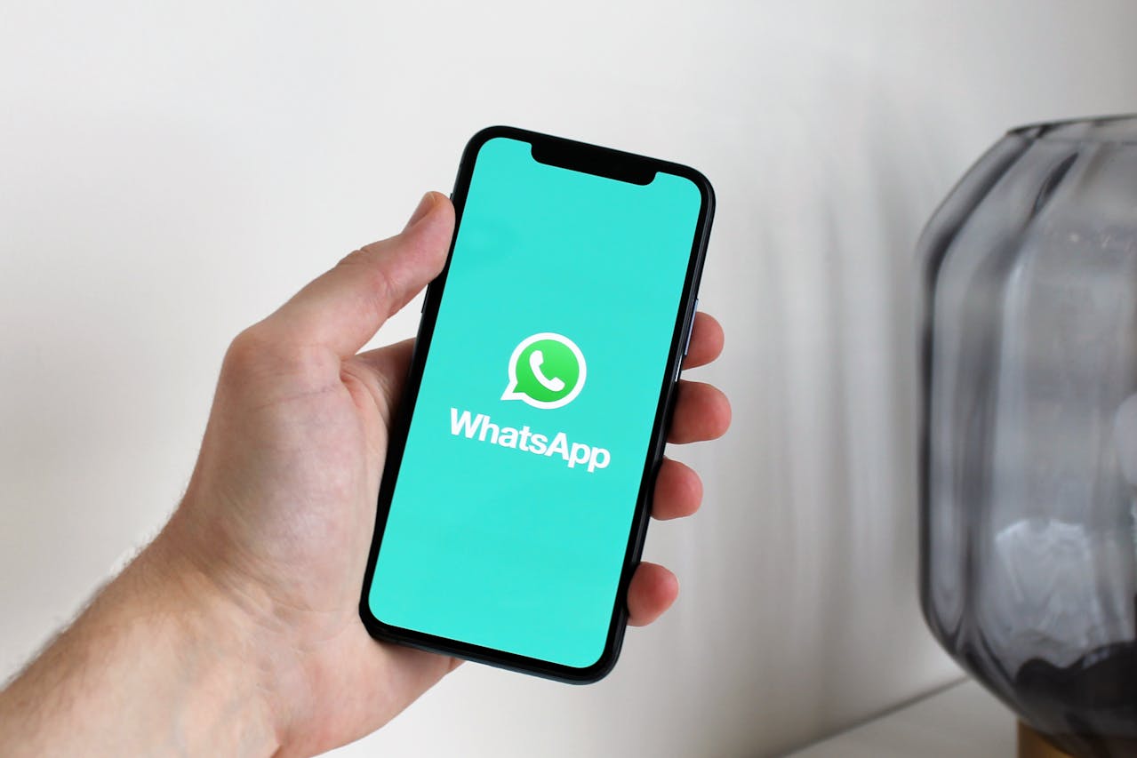WhatsApp Develops Personalized AI Image Generator